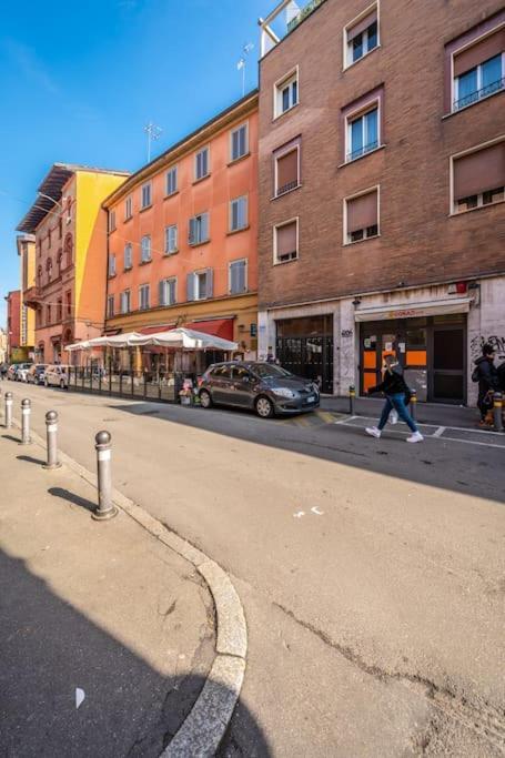 Appartamento Sotto Le Due Torri 5* Bologna Esterno foto